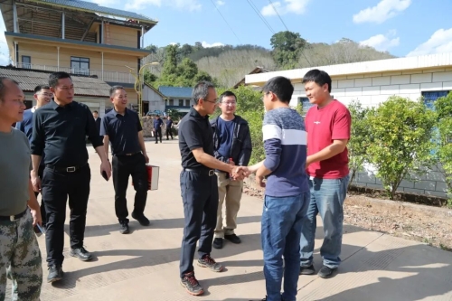 _cgi-bin_mmwebwx-bin_webwxgetmsgimg__&MsgID=<span style='background-color:;'><span style='background-color:;'><span style='background-color:;'><span style='background-color:;'>19357704135</span></span></span></span>40192384&skey=@crypt_ea2cb405_fd9958ff84183f5d37a0f4ceacc28d4e&mmweb_appid=wx_webfilehelper